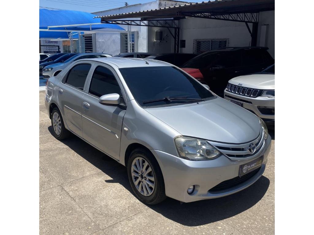 Toyota Etios XLS 1.5 16V FLEX 2014