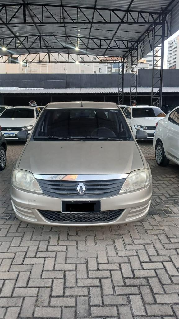 Renault Logan 2012