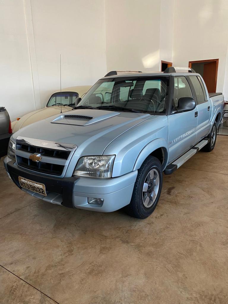 Chevrolet S-10 2.4 Flexpower 4x2 Executive Cabine Dupla