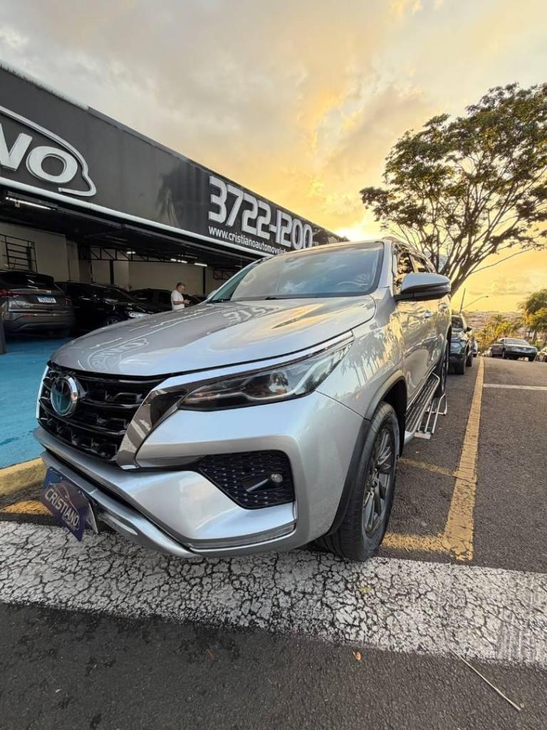 Toyota Hilux Sw4 2021