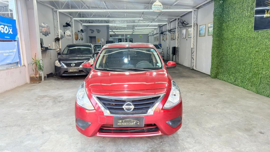 Nissan Versa SV 1.6 16V 2017