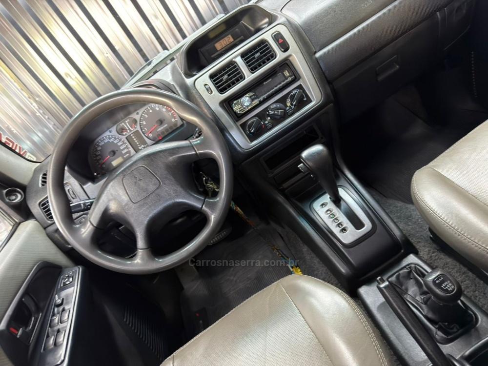 Mitsubishi Pajero 2006