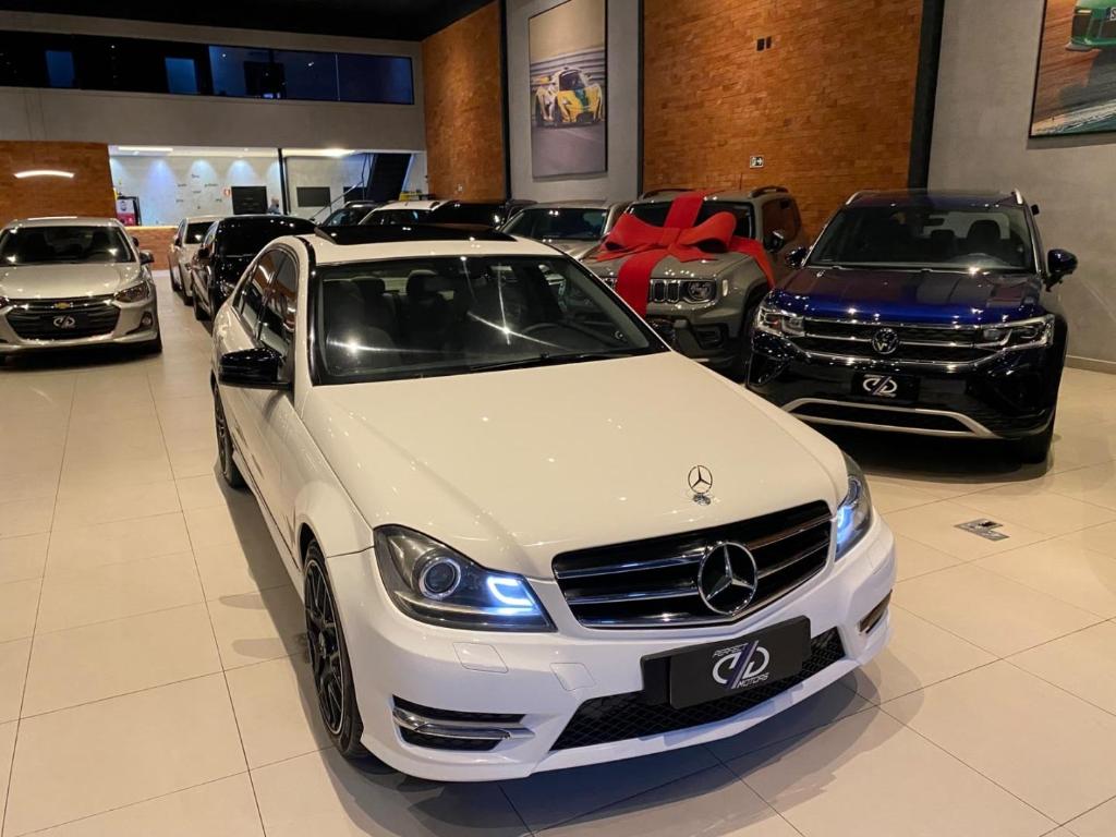 Mercedes-Benz C 200 2013