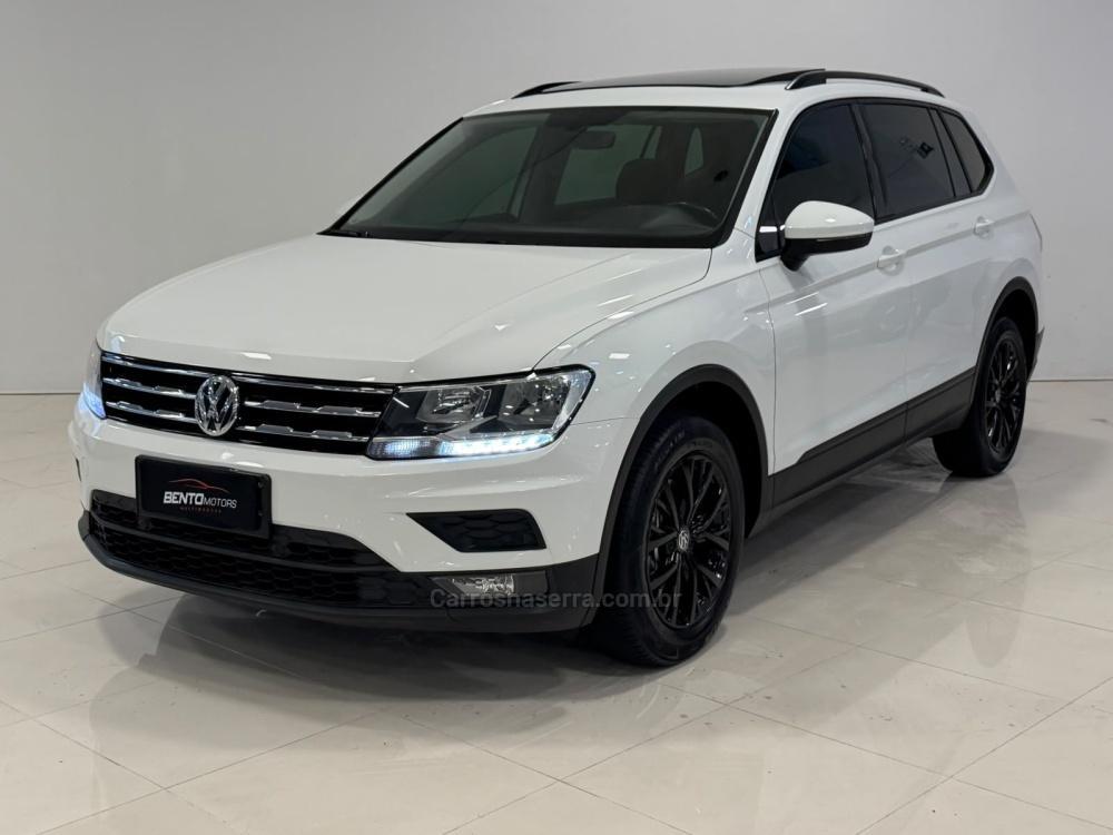 Volkswagen Tiguan TIGUAN Allspac Comf 250 TSI 1.4 Flex 2018
