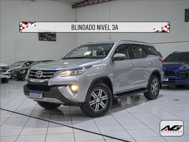 Toyota Hilux Sw4 SRV 4X2 2.7 16V 7LUG AT FLEX 2018