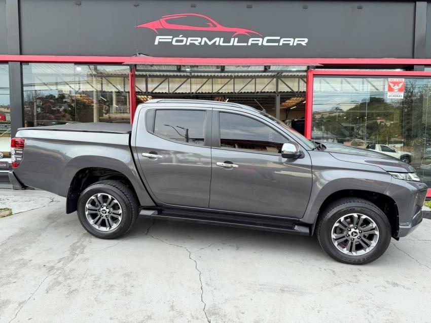Mitsubishi L200 2022