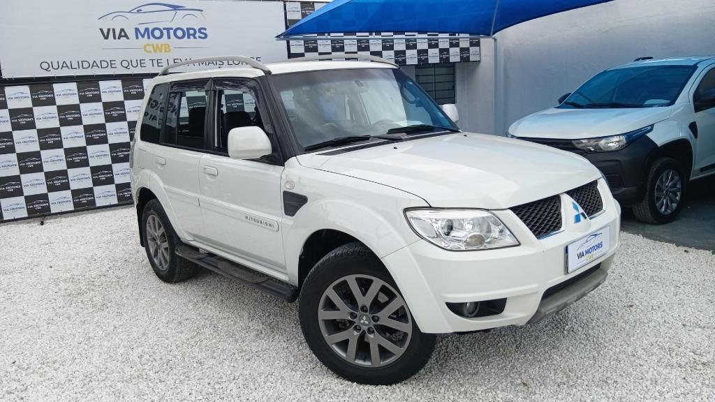 Mitsubishi Pajero 2015