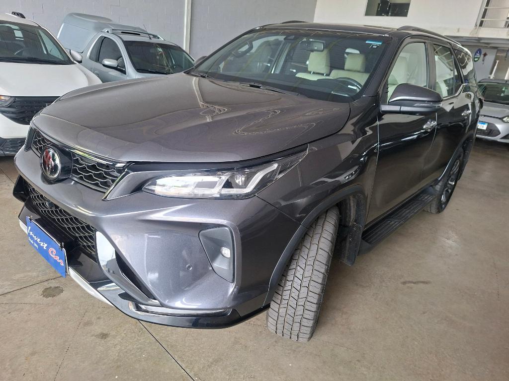 Toyota Sw4 2.8 Tdi Diamond 7l Auto 4wd 2024