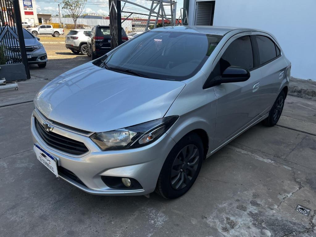 Chevrolet Onix ONIX HATCH 1.0 12V Flex 5p Mec. 2021