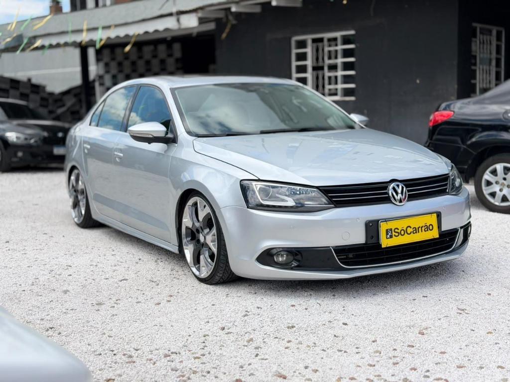 Volkswagen Jetta HIGHLINE 2.0 TSI 211CV DSG 2012