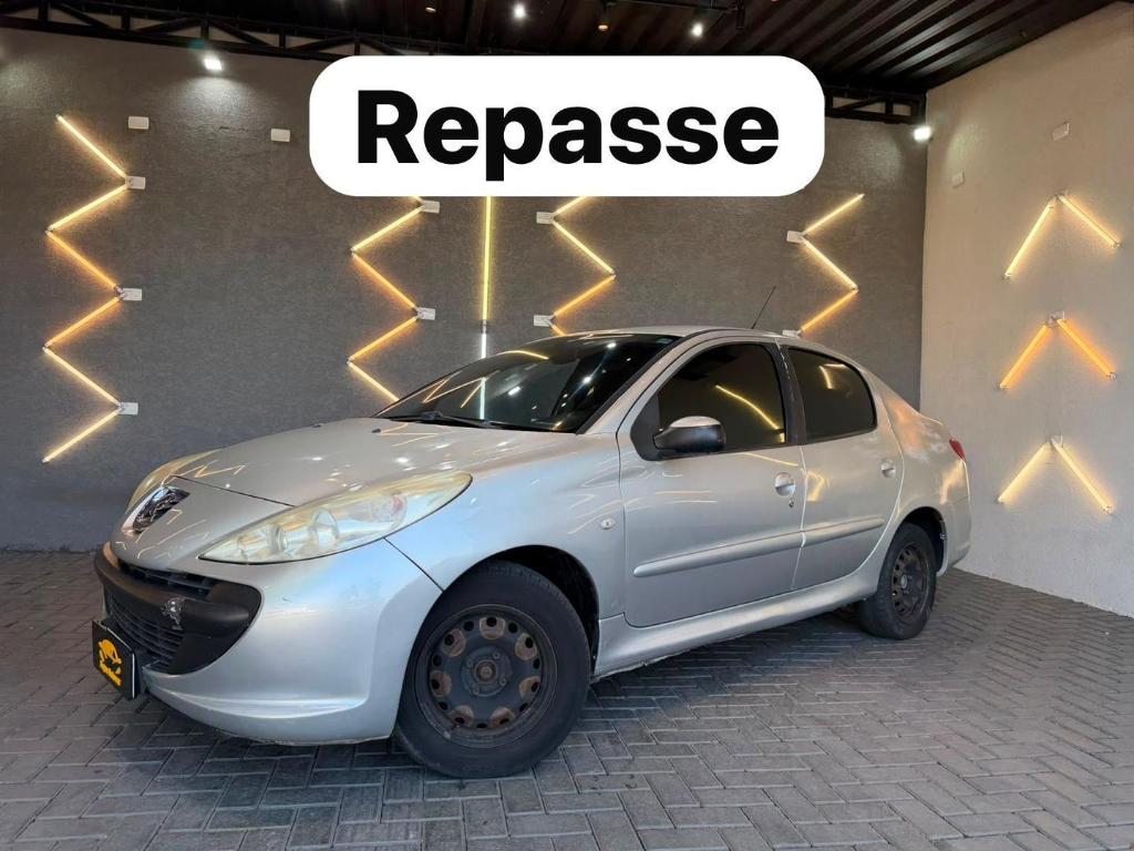 Peugeot 207 207 Sedan Passion XR 1.4 Flex 8V 4p 2012