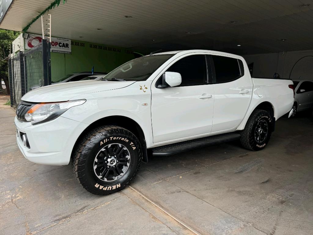 Mitsubishi L200 L200 TRITON SPORT GLS 2.4 CD DIESEL AUT. 2022
