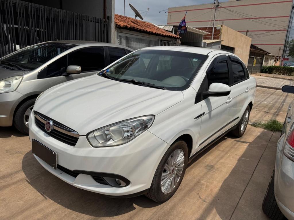 Fiat Grand Siena Siena 1.6 Essence 2015