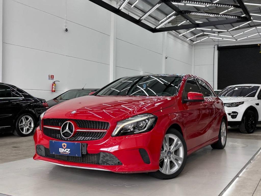 Mercedes-Benz A 200 URBAN 1.6 2017