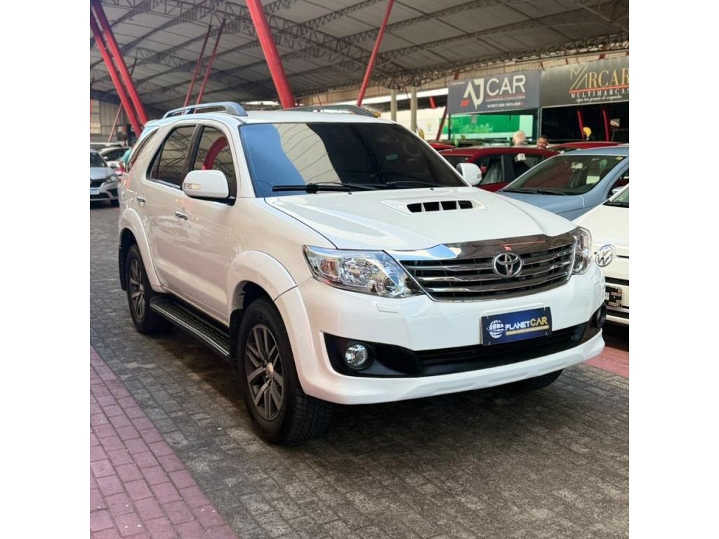Toyota Hilux 2015