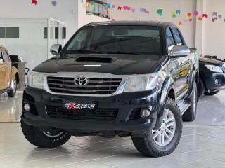 Foto do veículo Toyota Hilux 3.0 Srv 4x4 Cd 16v Turbo 4p Manual