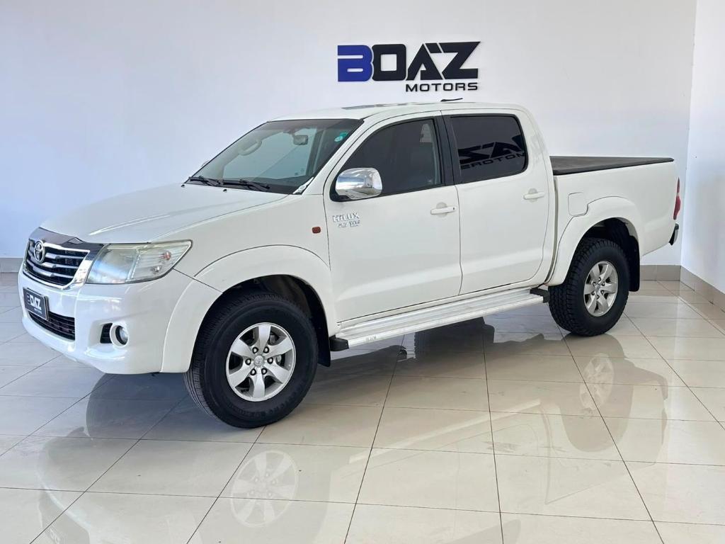 Toyota Hilux 2015