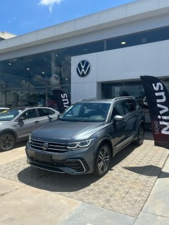 Foto do veículo Volkswagen Tiguan Allspac R-line 350 Tsi 2.0 4x4