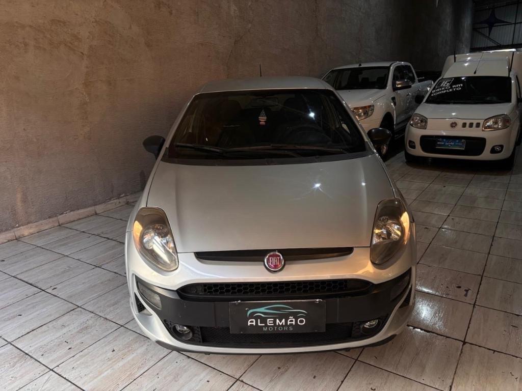 Fiat Punto BLACKMOTION 1.8 DUALOGIC FLEX 2014