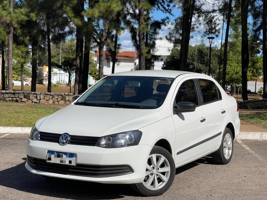 Volkswagen Voyage 2014