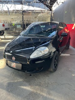 Foto do veículo Fiat Punto 1.6 16v Essence