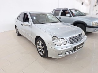Foto do veículo Mercedes-benz C-180 Kompressor Classic 1.8 16v 143cv