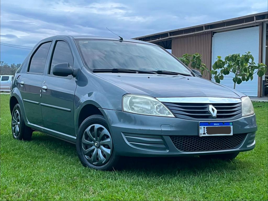 Renault Logan LOGAN Authentique Hi-Flex 1.0 16V 4p 2013