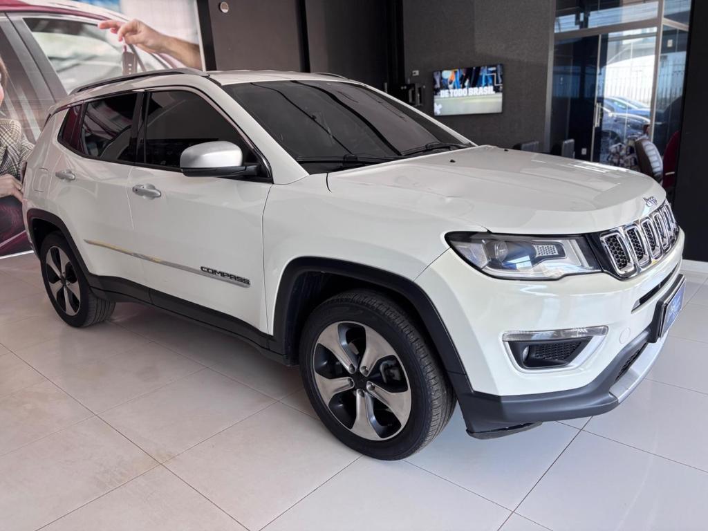 Jeep Compass 2.0 16V FLEX LONGITUDE AUTOMÁTICO 2017