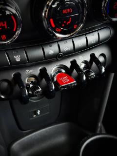 Foto do veículo Mini Cooper 1.5 Turbo 12v 3p Aut.