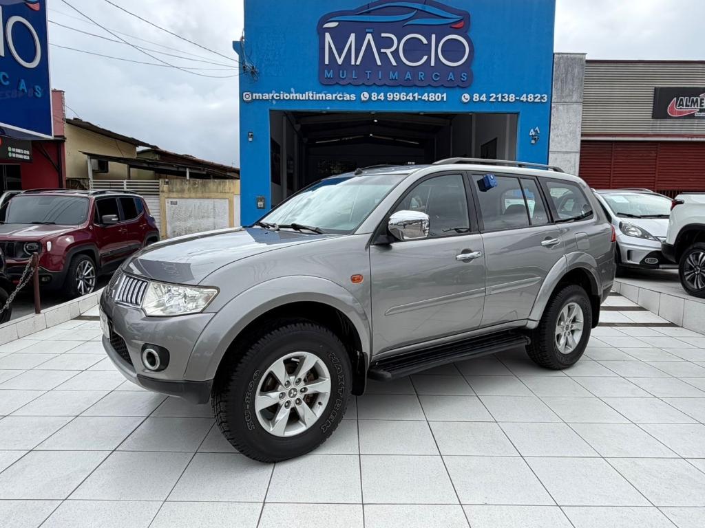 Mitsubishi Pajero 2013
