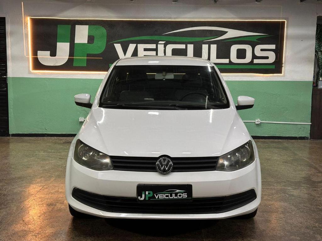 Volkswagen Voyage 1.0 Tec Total Flex 2013