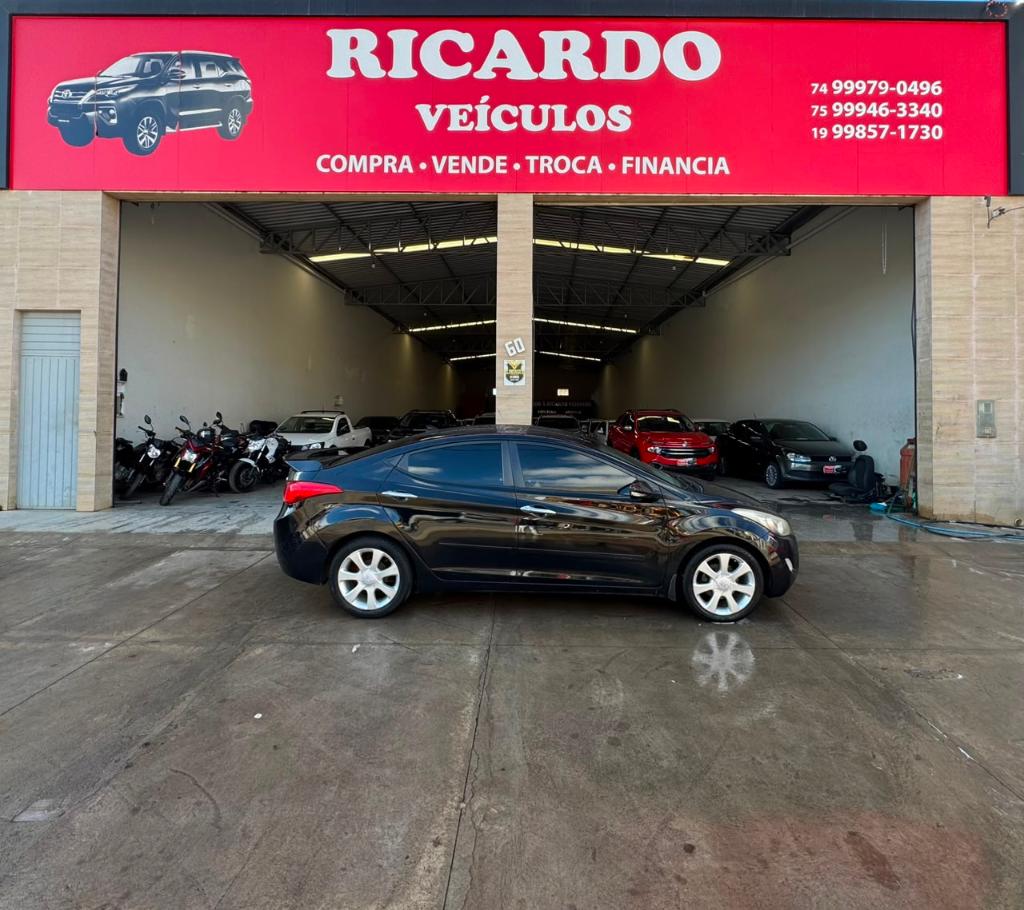 Hyundai Elantra 2012