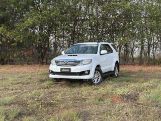 Foto do veículo Toyota Hilux 3.0 Tdi Cd Srv Top Auto 4wd