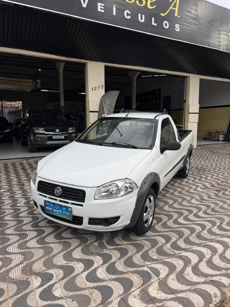 Fiat Strada 2013