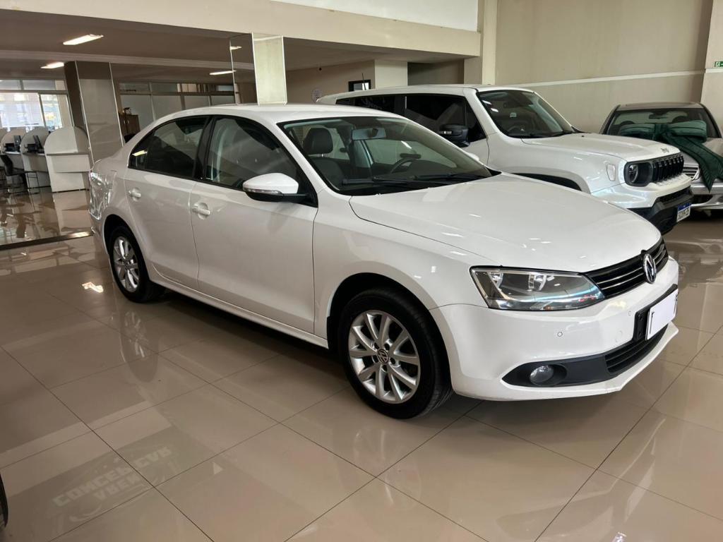 Volkswagen Jetta JETTA Comfortline 2.0 T.Flex 8V 4p Tipt. 2013