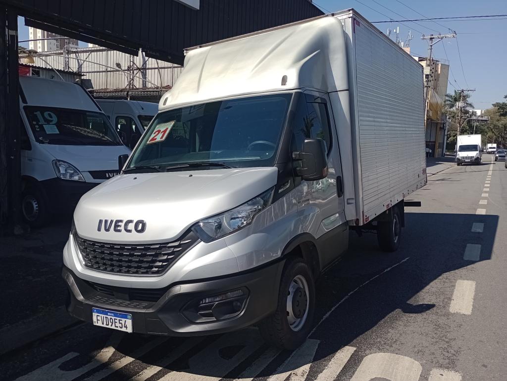 Iveco Daily DAILY CHASSI 35-150 Longo 3.0 (Diesel) 2021