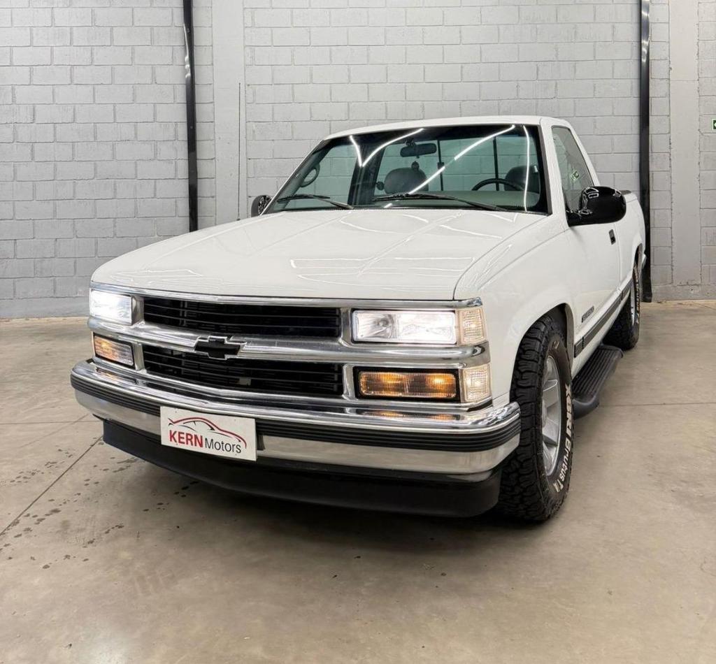 Chevrolet Silverado CS DLX 4.1 1998