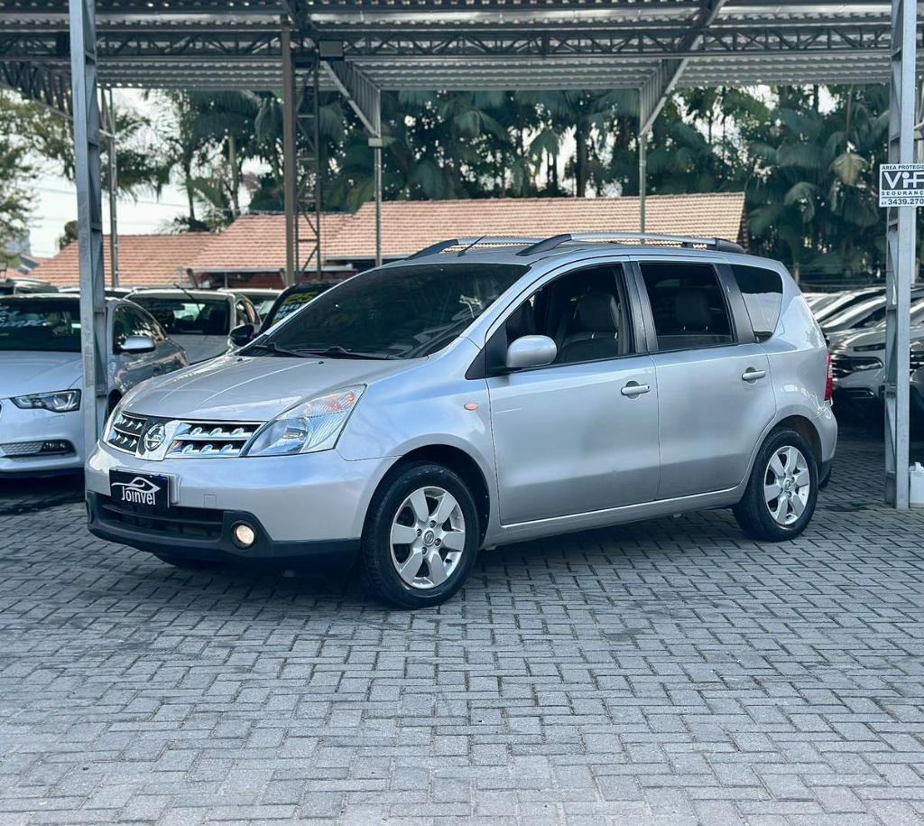 Nissan Livina 2011