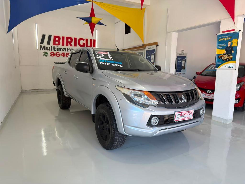 Mitsubishi L200 2021