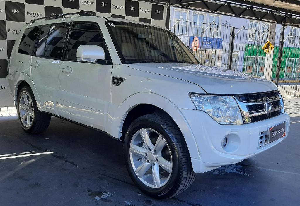 Mitsubishi Pajero 2014