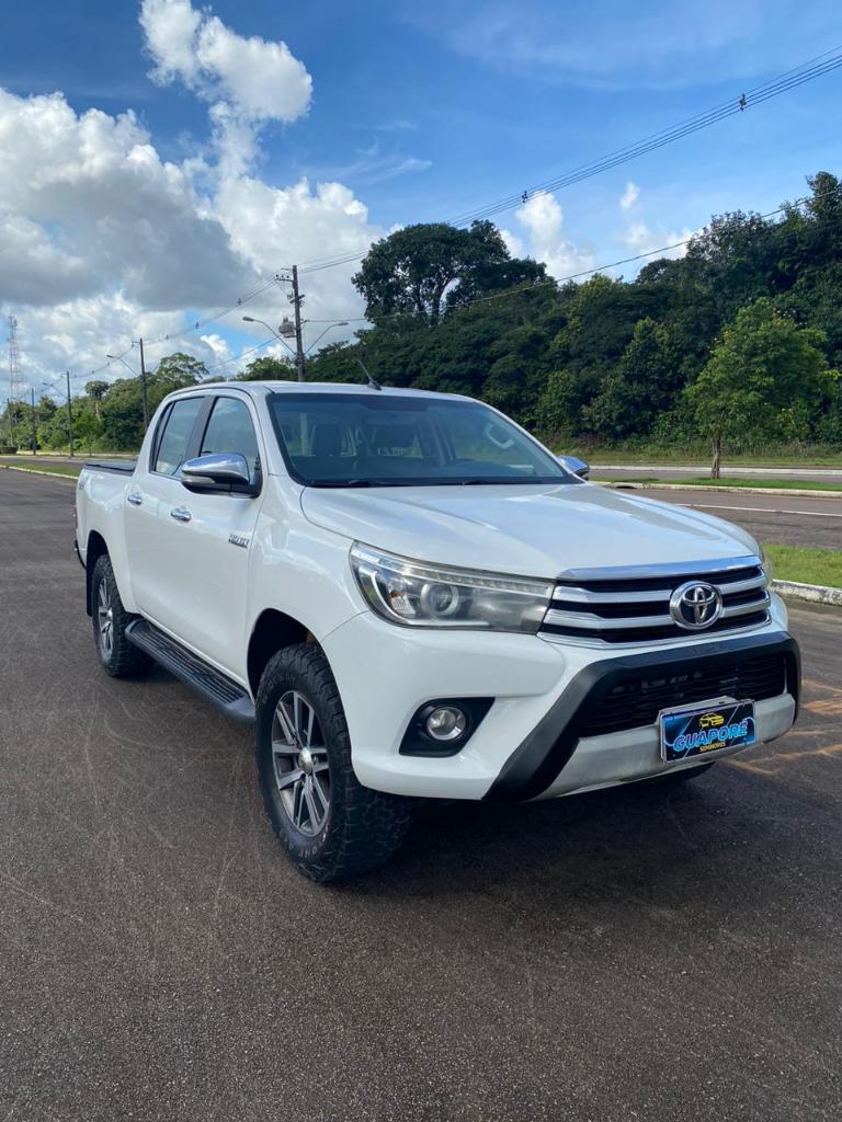 Toyota Hilux CD SRX 4X4 2.8 TB AT 2017