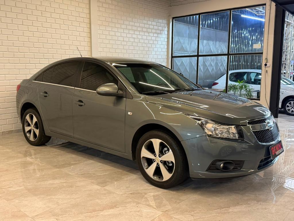 Chevrolet Cruze 1.8 LT SPORT6 16V FLEX 4P AUTOMÁTICO 2013