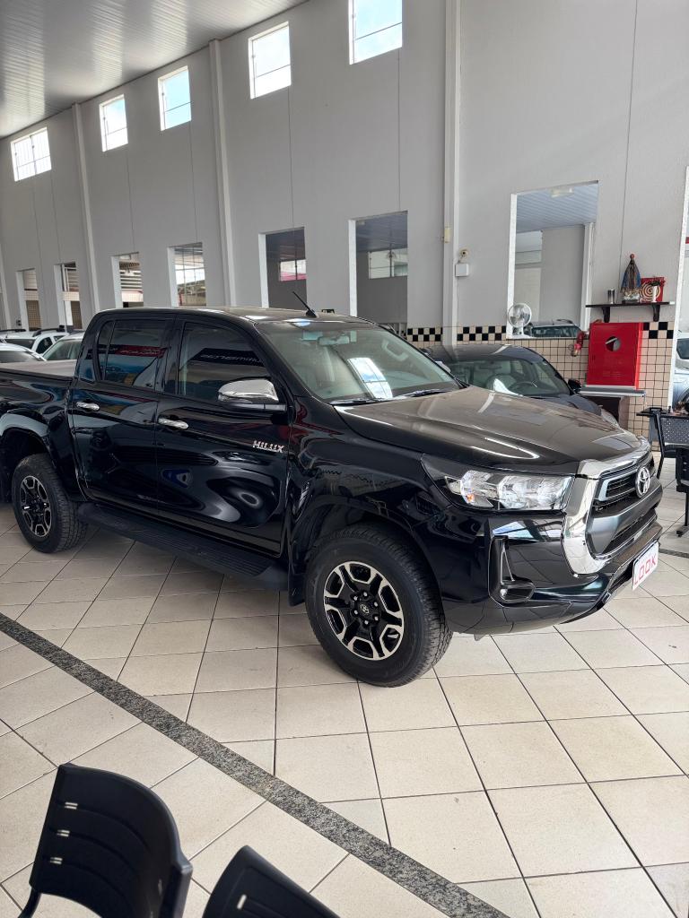Toyota Hilux HILUX CD SRV 4X4 2.8 TDI DIESEL AUT. 2026