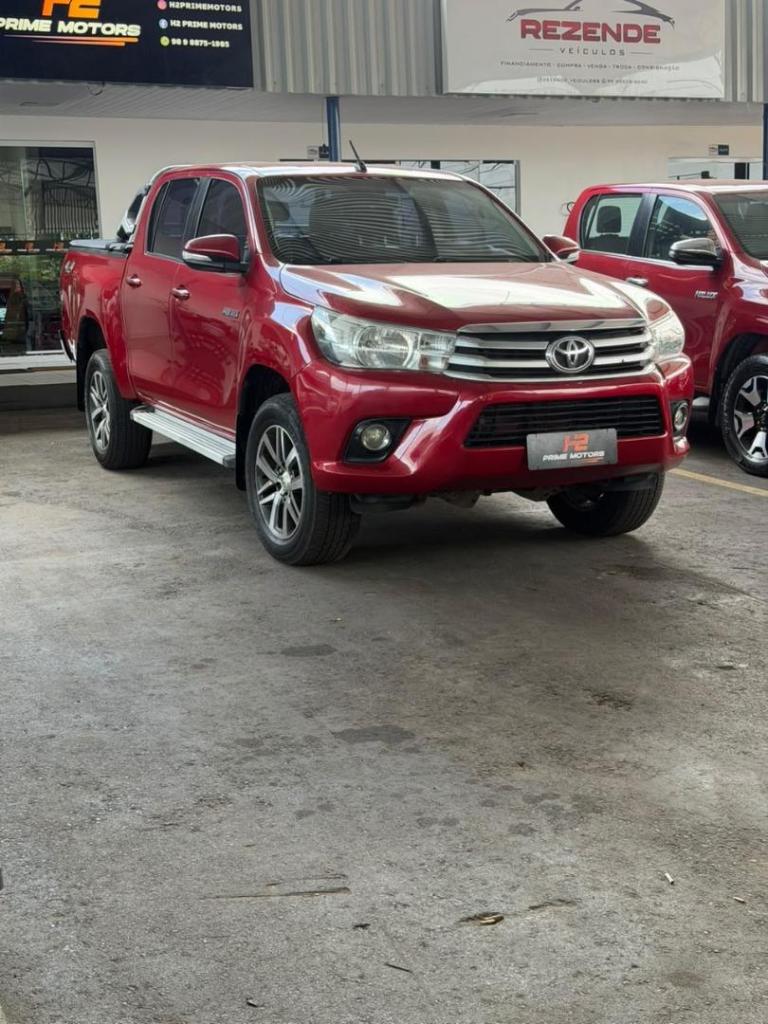 Toyota Hilux HILUX CD SRX 4X4 2.8 TDI 16V DIESEL AUT. 2016