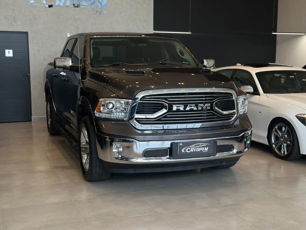 Ram Classic LARAMIE 5.7 CD V8 4X4 AUT. 2022