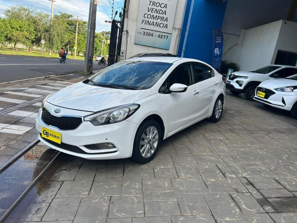 KIA Cerato 1.6 SX 16V FLEX 4P AUTOMÁTICO 2014