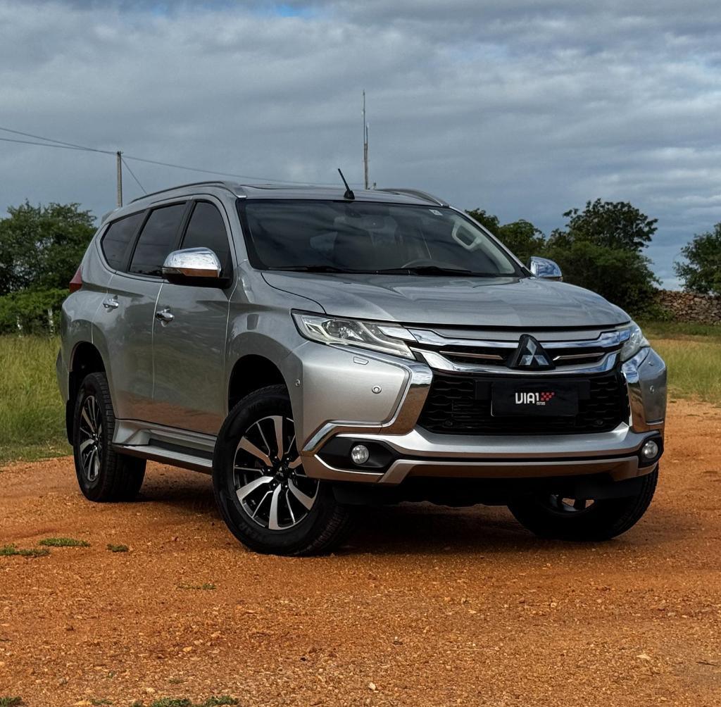 Mitsubishi Pajero 2020