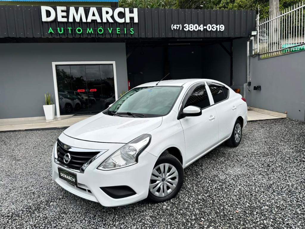 Nissan Versa 2019