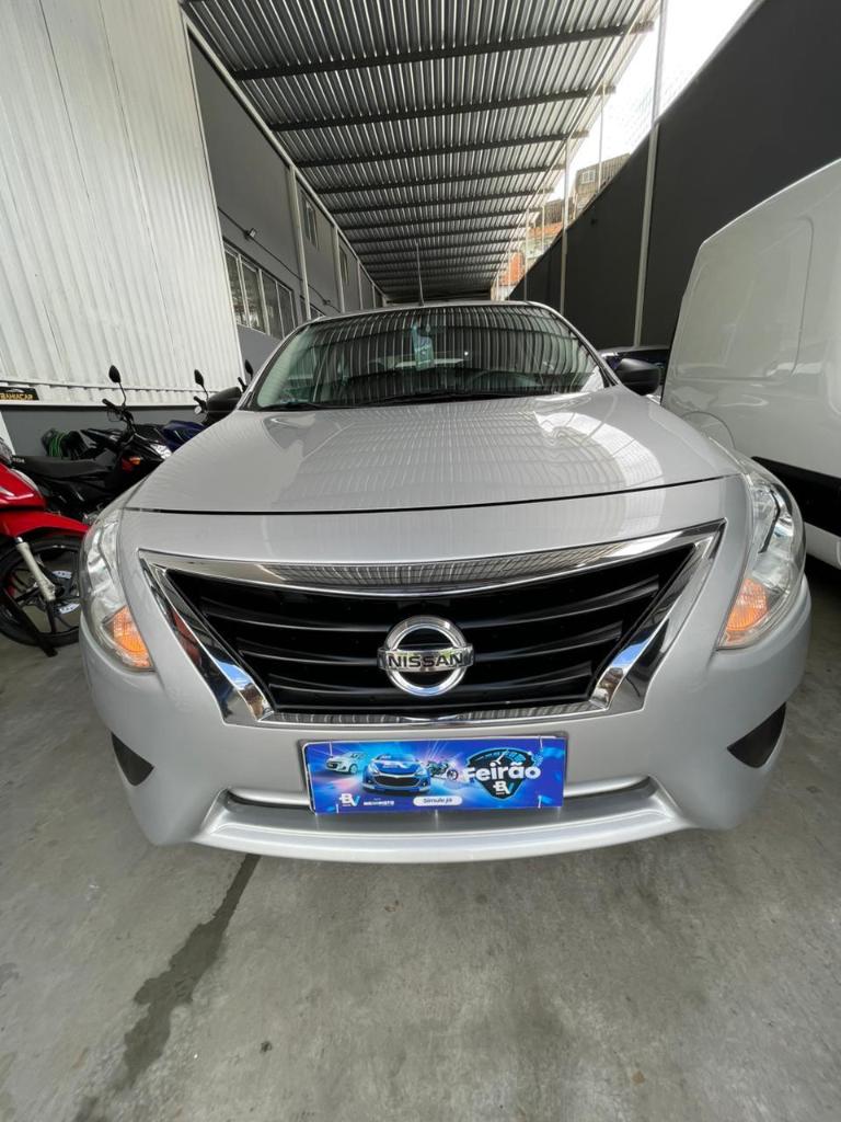 Nissan Versa 2021