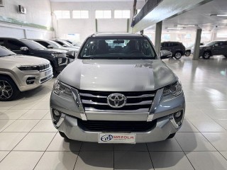 Foto do veículo Toyota Hilux Sw4 Sr 4x2 2.7/2.7 Flex 16v Aut.